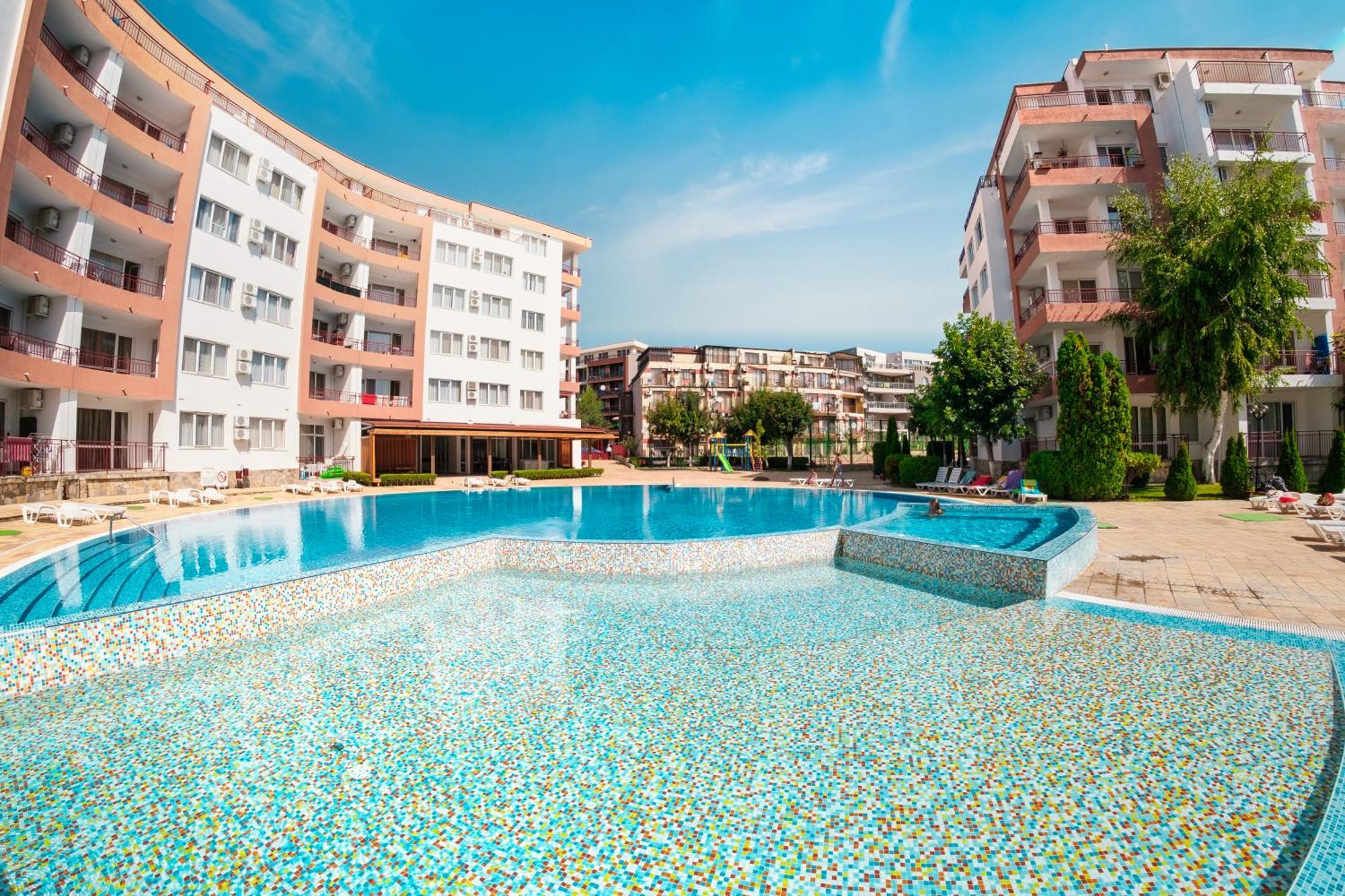 Riviera Fort Beach Apartments 라브다 외부 사진